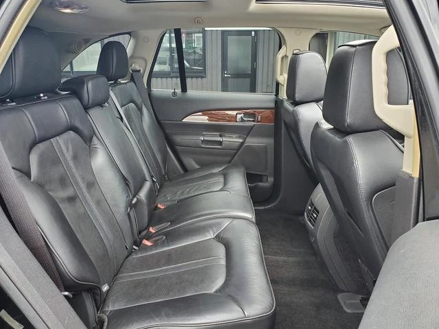 Lincoln MKX 30