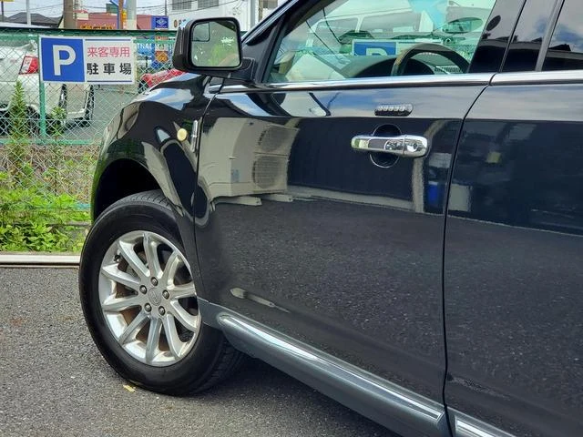 Lincoln MKX 21