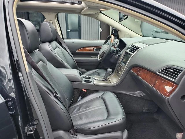 Lincoln MKX 29