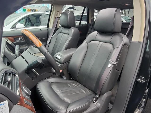 Lincoln MKX 34