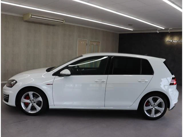 Volkswagen GOLF 31
