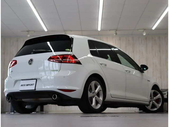 Volkswagen GOLF 2
