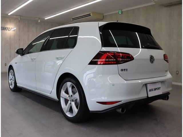 Volkswagen GOLF 35