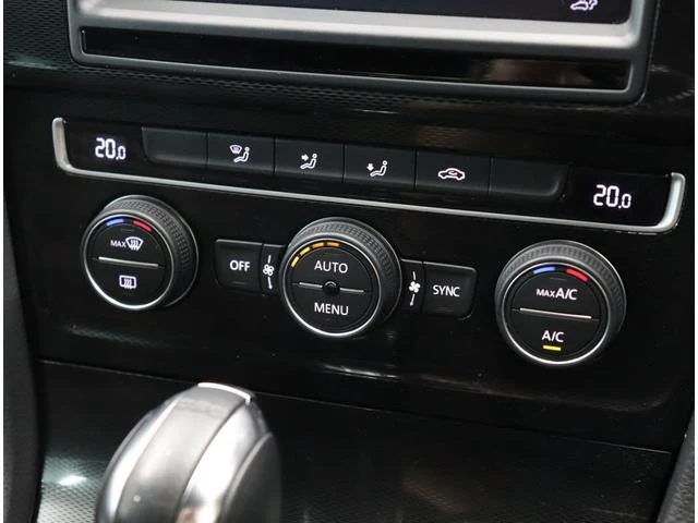 Volkswagen GOLF 18