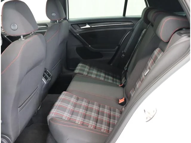 Volkswagen GOLF 56