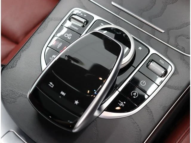 MERCEDES AMG C-CLASS 10