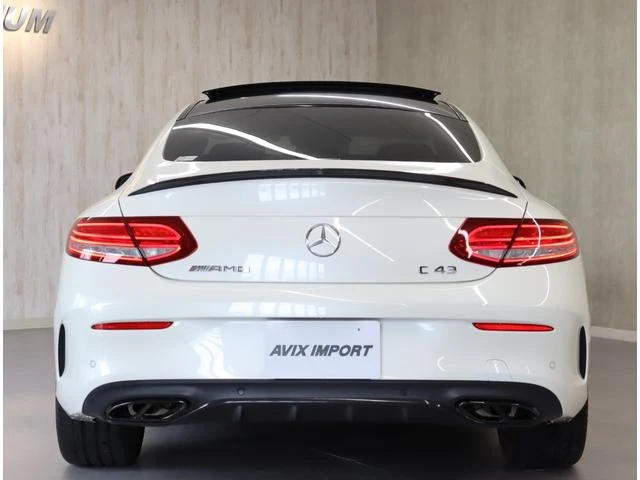 MERCEDES AMG C-CLASS 3