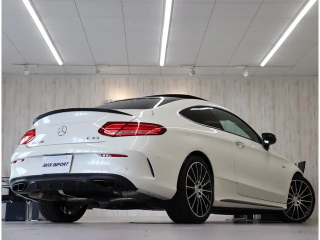 MERCEDES AMG C-CLASS 2