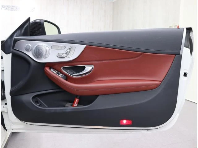 MERCEDES AMG C-CLASS 46