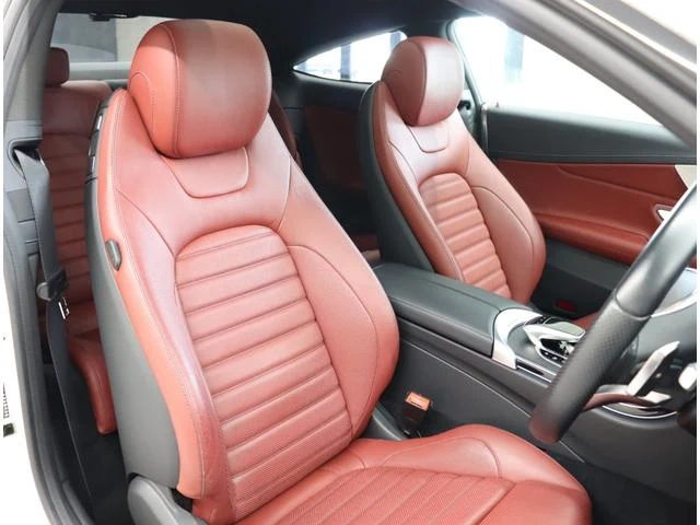 MERCEDES AMG C-CLASS 5