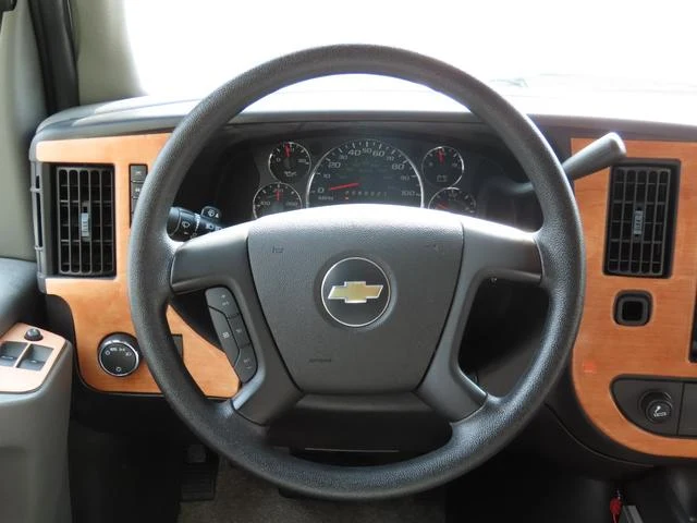 Chevrolet EXPRESS 11