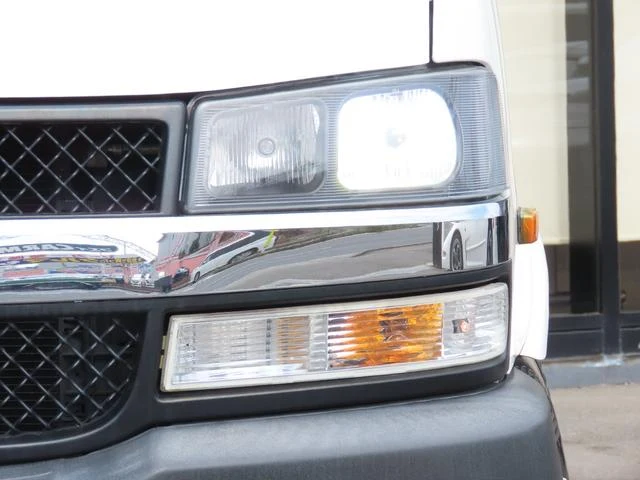 Chevrolet EXPRESS 18