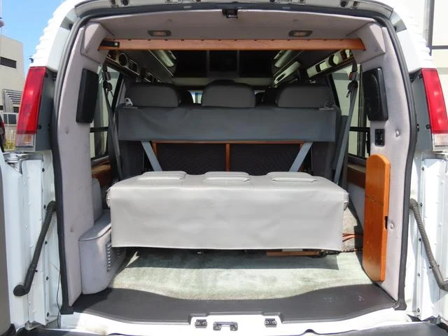 Chevrolet EXPRESS 20