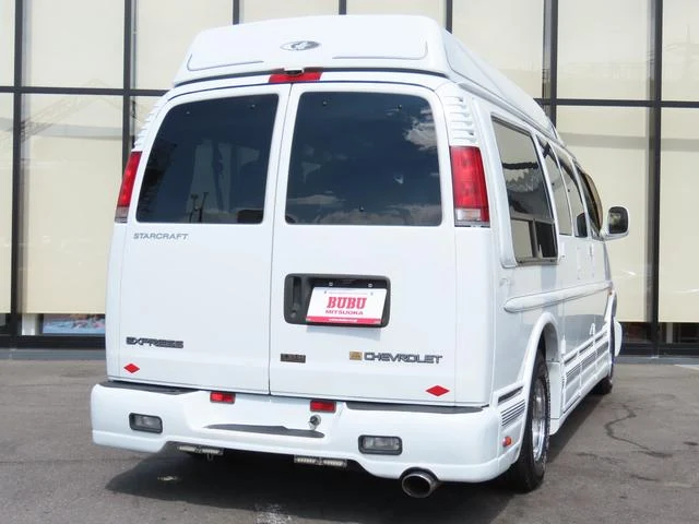 Chevrolet EXPRESS 3