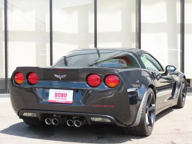 Chevrolet CORVETTE 3