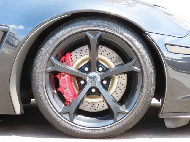 Chevrolet CORVETTE 16