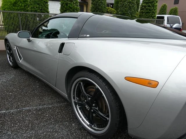 Chevrolet CORVETTE 11
