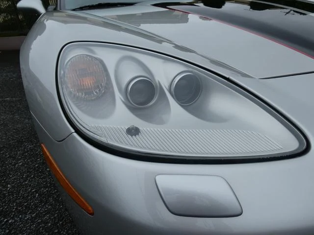 Chevrolet CORVETTE 20