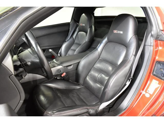 Chevrolet CORVETTE 21