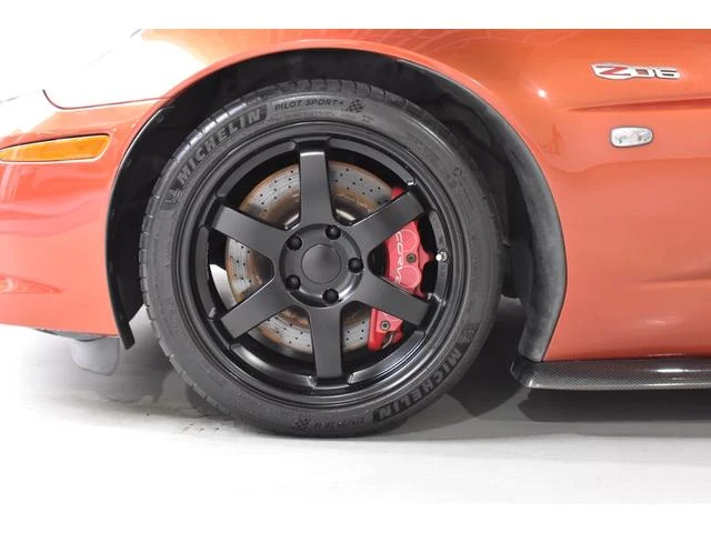Chevrolet CORVETTE 11