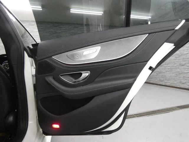 MERCEDES AMG GT 36