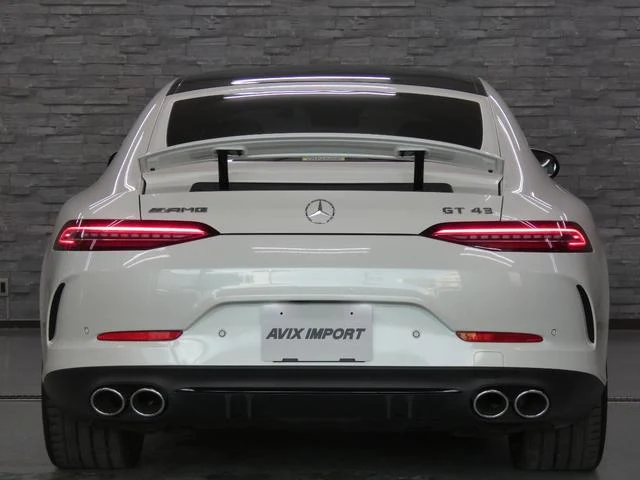 MERCEDES AMG GT 4