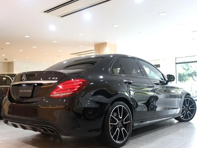 MERCEDES AMG C-CLASS 8