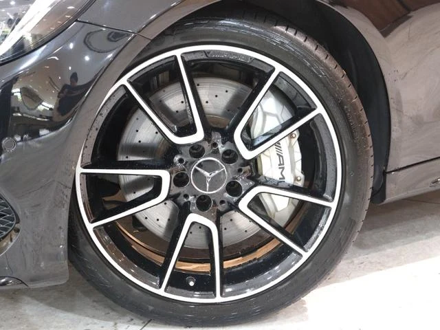 MERCEDES AMG C-CLASS 10