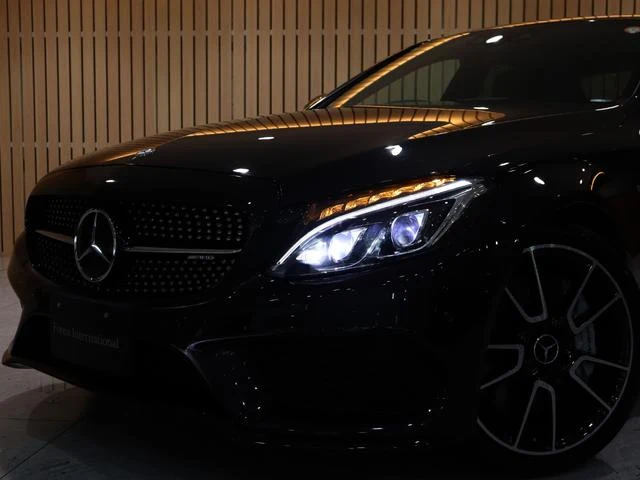 MERCEDES AMG C-CLASS 9