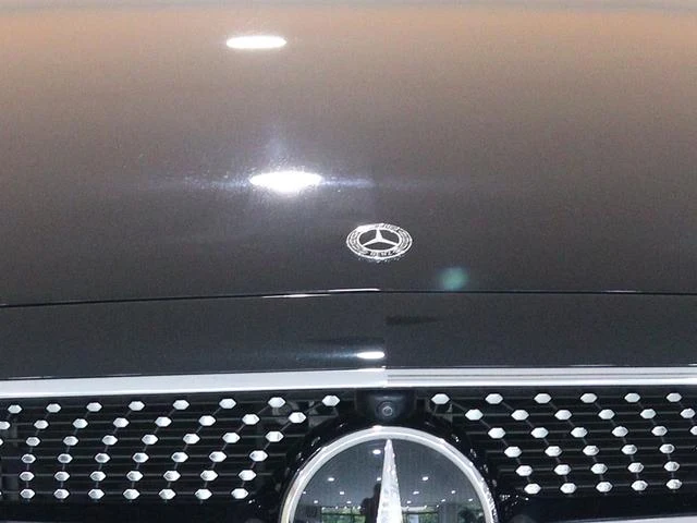 MERCEDES AMG E-CLASS 32