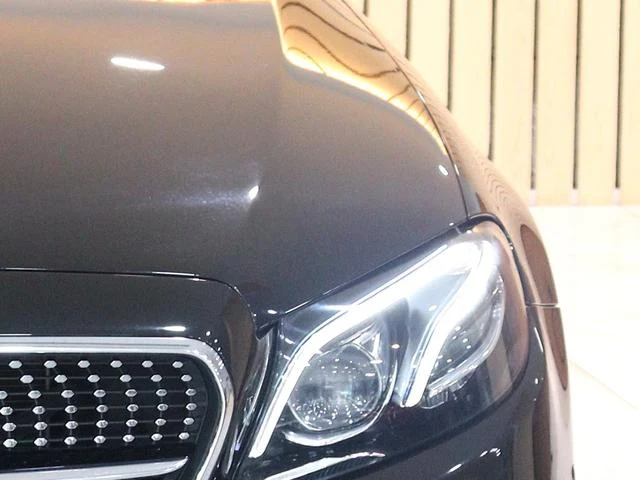 MERCEDES AMG E-CLASS 33