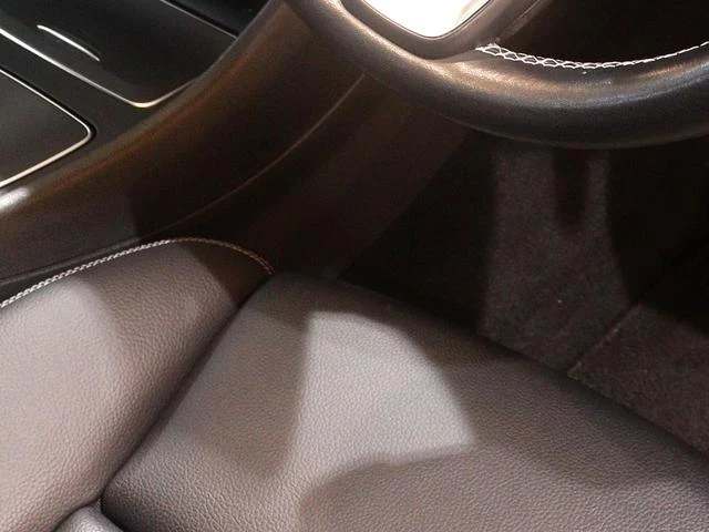 MERCEDES BENZ GLA-CLASS 52