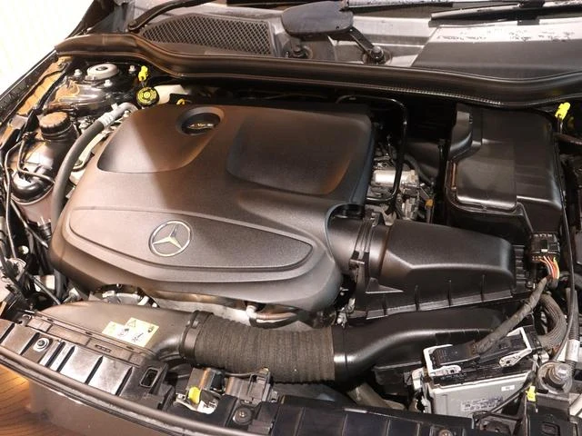 MERCEDES BENZ GLA-CLASS 62