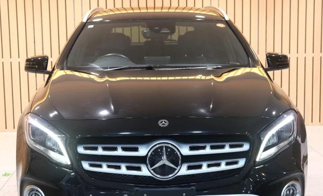MERCEDES BENZ GLA-CLASS 3