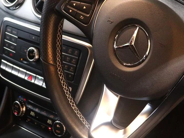 MERCEDES BENZ GLA-CLASS 49