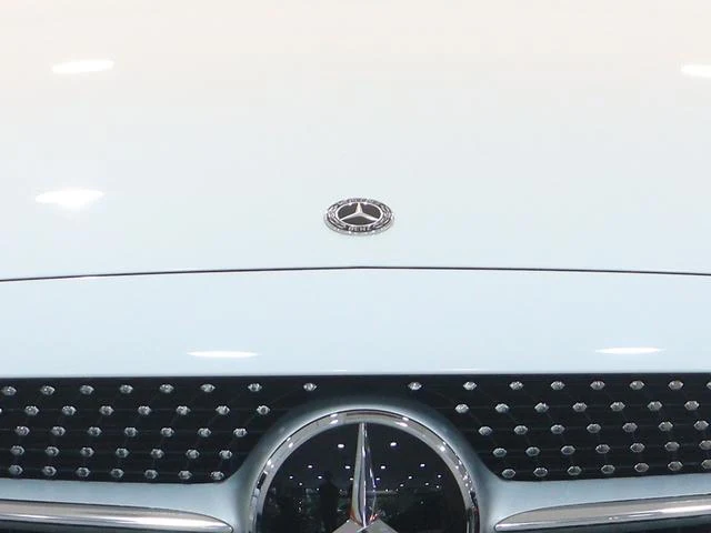 MERCEDES BENZ C-CLASS 32