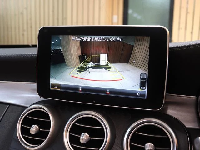 MERCEDES BENZ C-CLASS 19