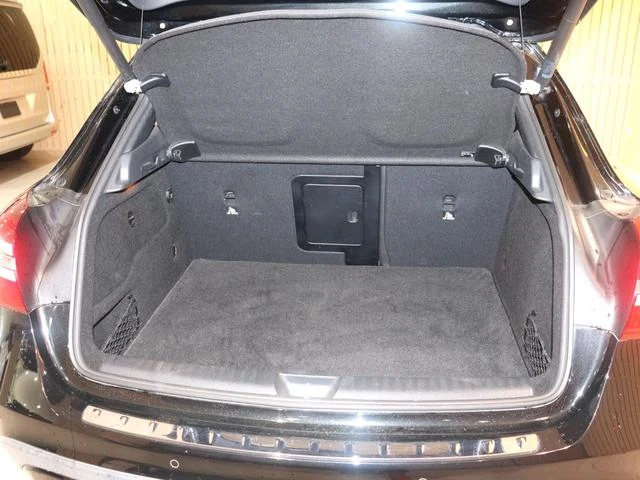 MERCEDES BENZ GLA-CLASS 21