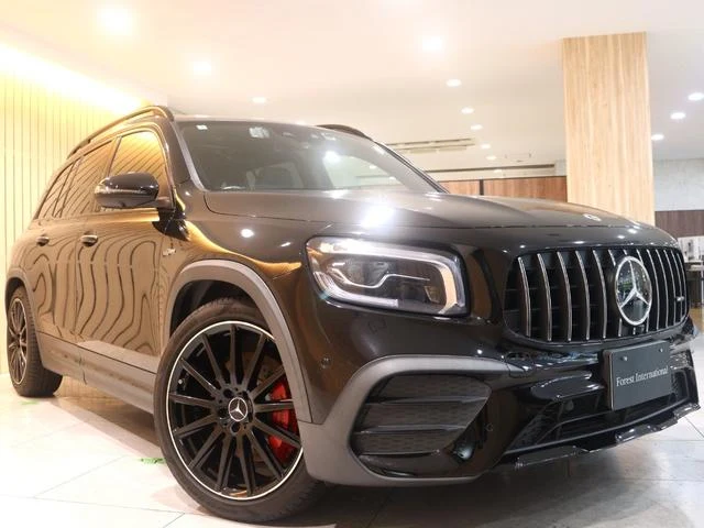 MERCEDES AMG GLB 6