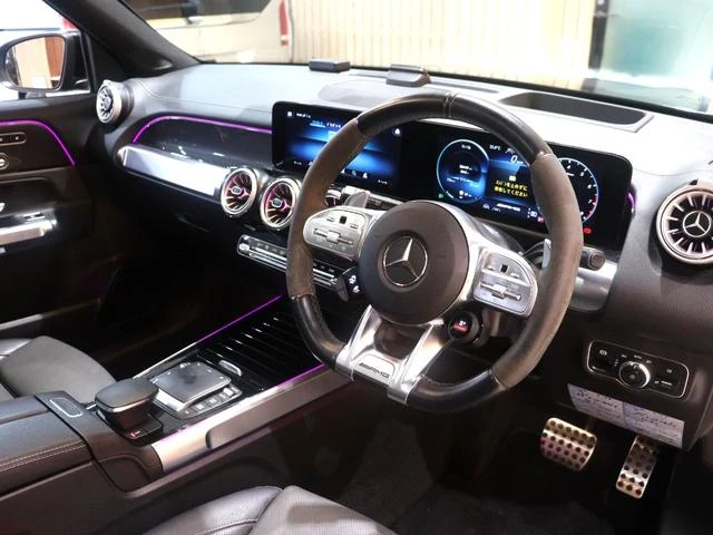 MERCEDES AMG GLB 10