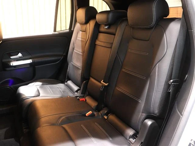 MERCEDES BENZ GLB 13