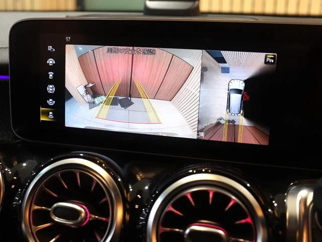 MERCEDES BENZ GLB 16