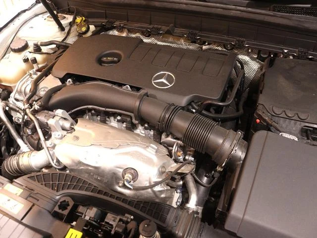 MERCEDES BENZ GLB 66