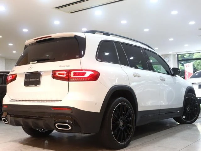 MERCEDES BENZ GLB 7