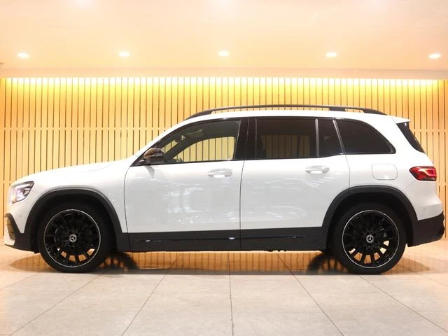MERCEDES BENZ GLB 5