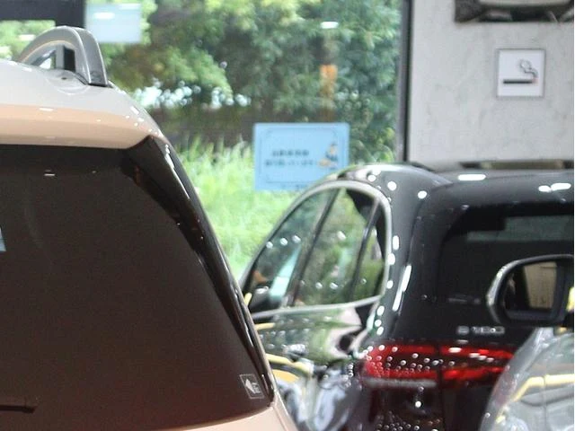 MERCEDES BENZ GLB 40