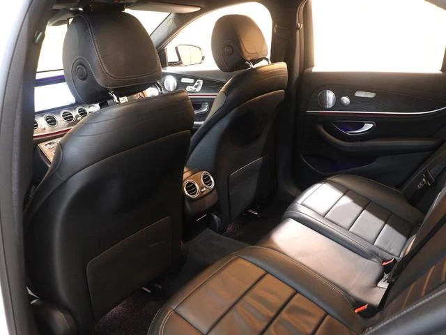 MERCEDES BENZ E-CLASS 61
