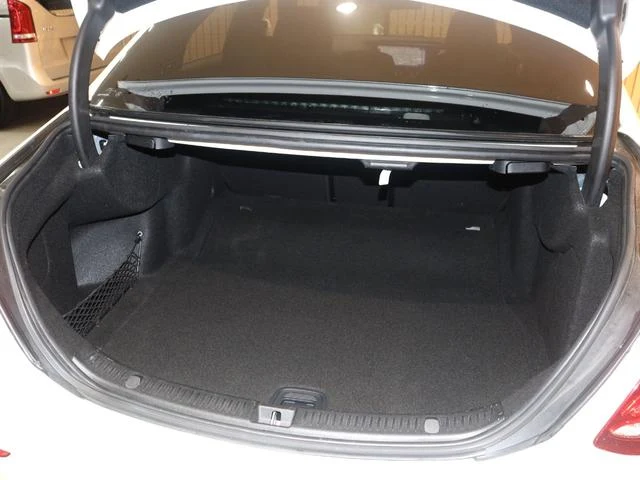 MERCEDES BENZ E-CLASS 20