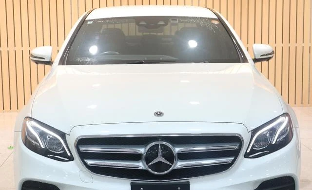 MERCEDES BENZ E-CLASS 3