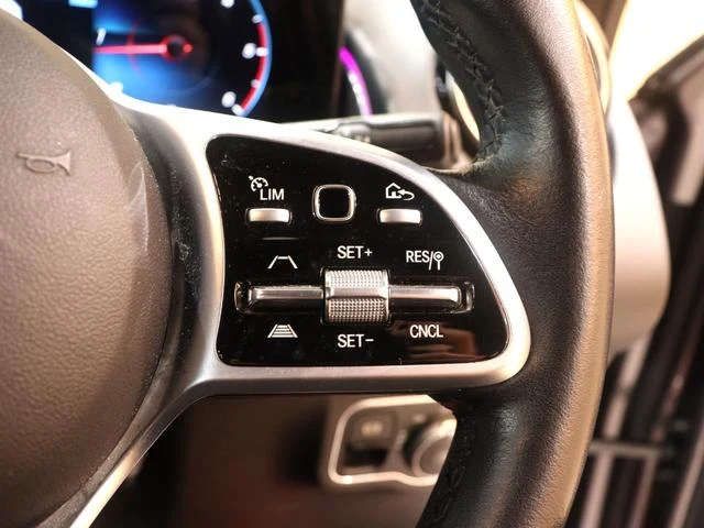 MERCEDES BENZ GLB 72